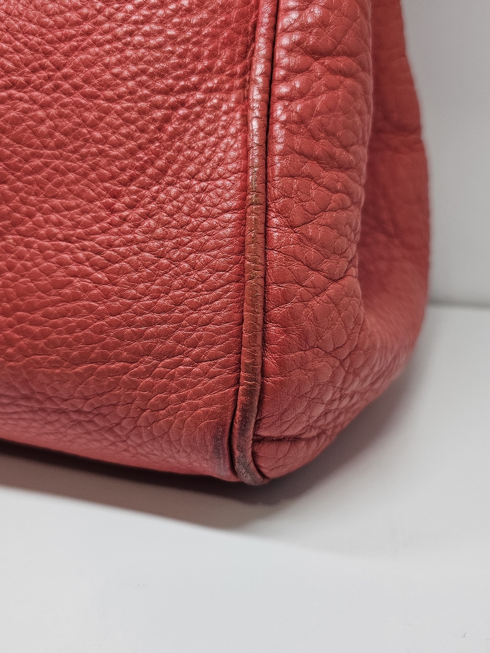 Mulberry Bayswater Red Leather Satchel with Turn-Lock Detail - Picture 3 of 16